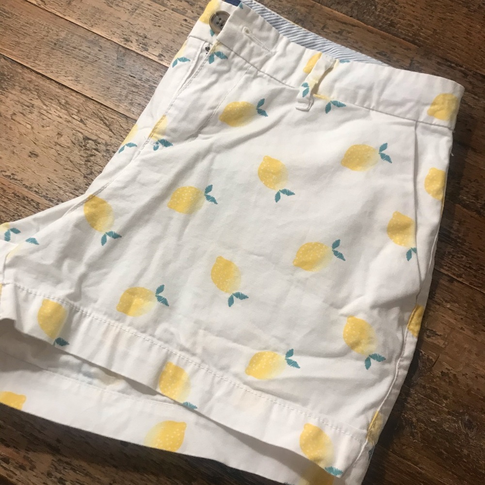 Old navy shorts lemon print